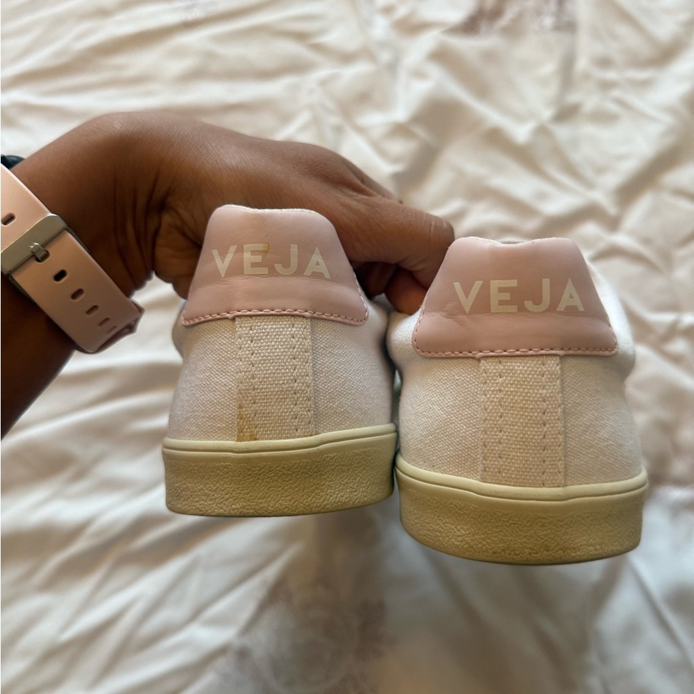 Veja Women's White Sneakers with Pink and Red Accents - Picture 4 of 8
